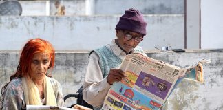 Deux activités simples pour aider les seniors dans leur quotidien : la lecture et le coloriage