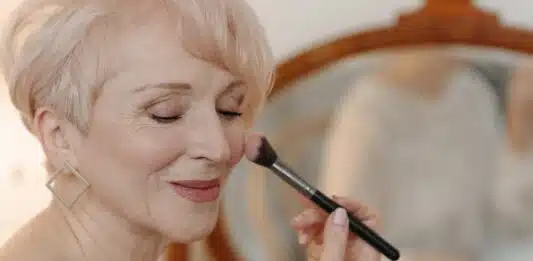 Quel look à 70 ans ? Conseils pour rester belle